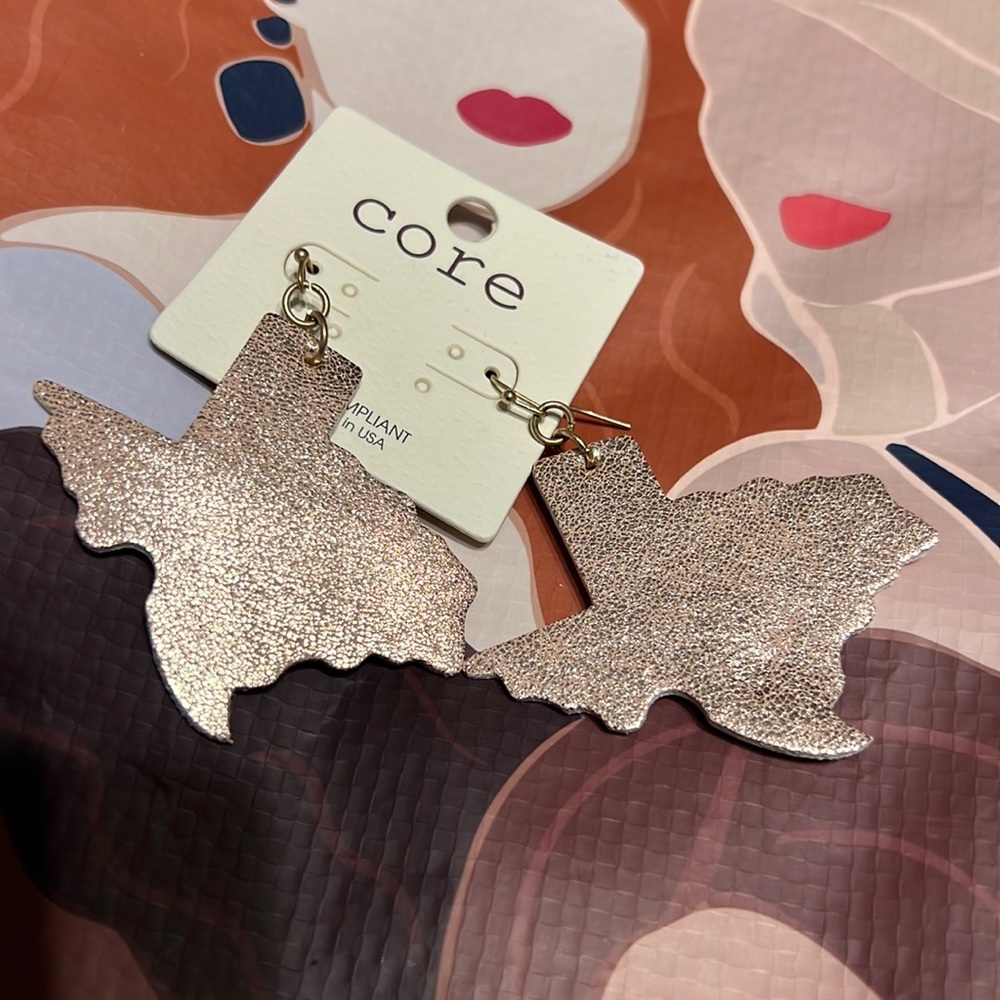 New Vegan Leather Metallic State of Texas Shaped Dangle Earrings